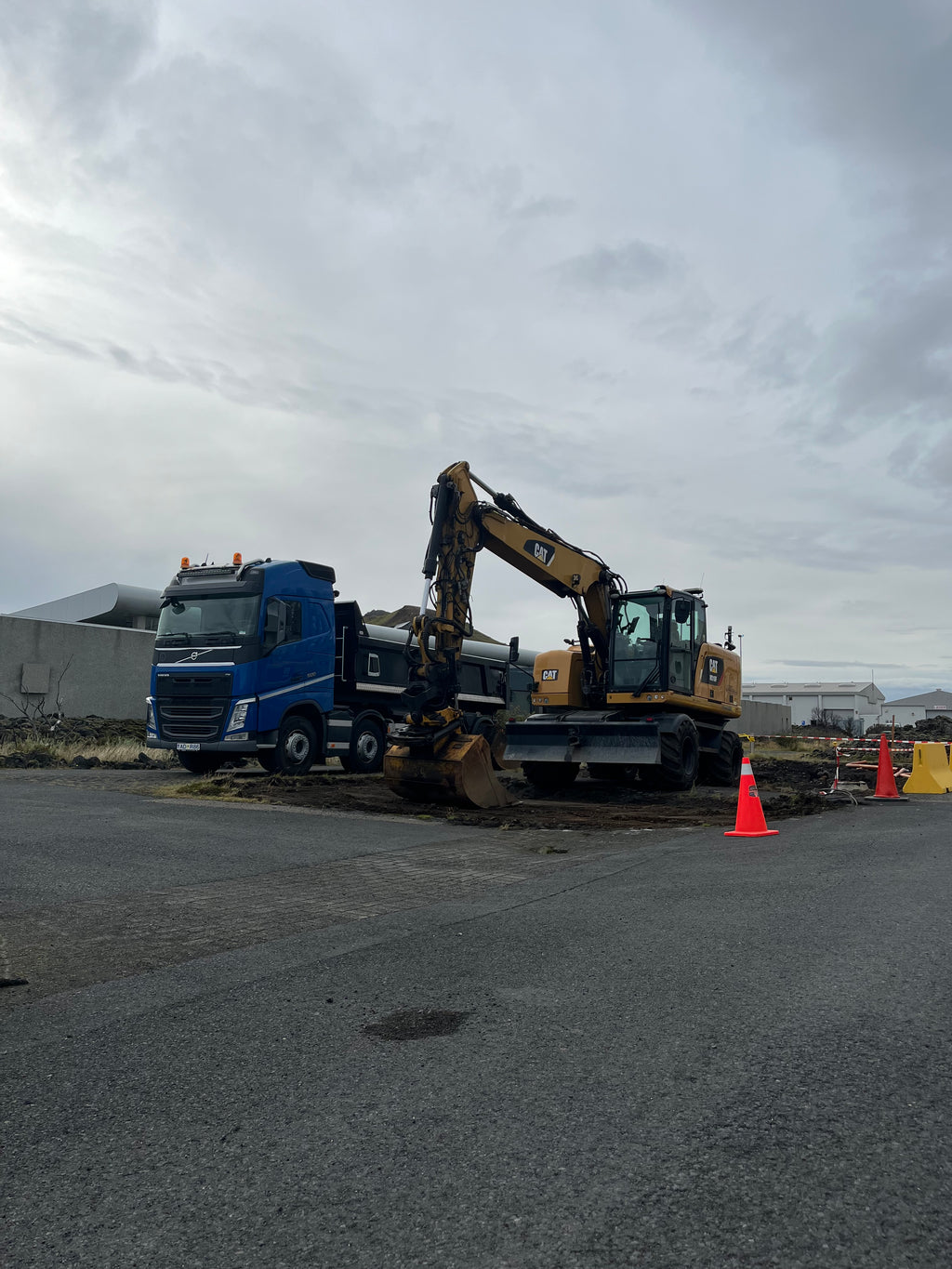 CAT 318 & NMS DVG95 vagn