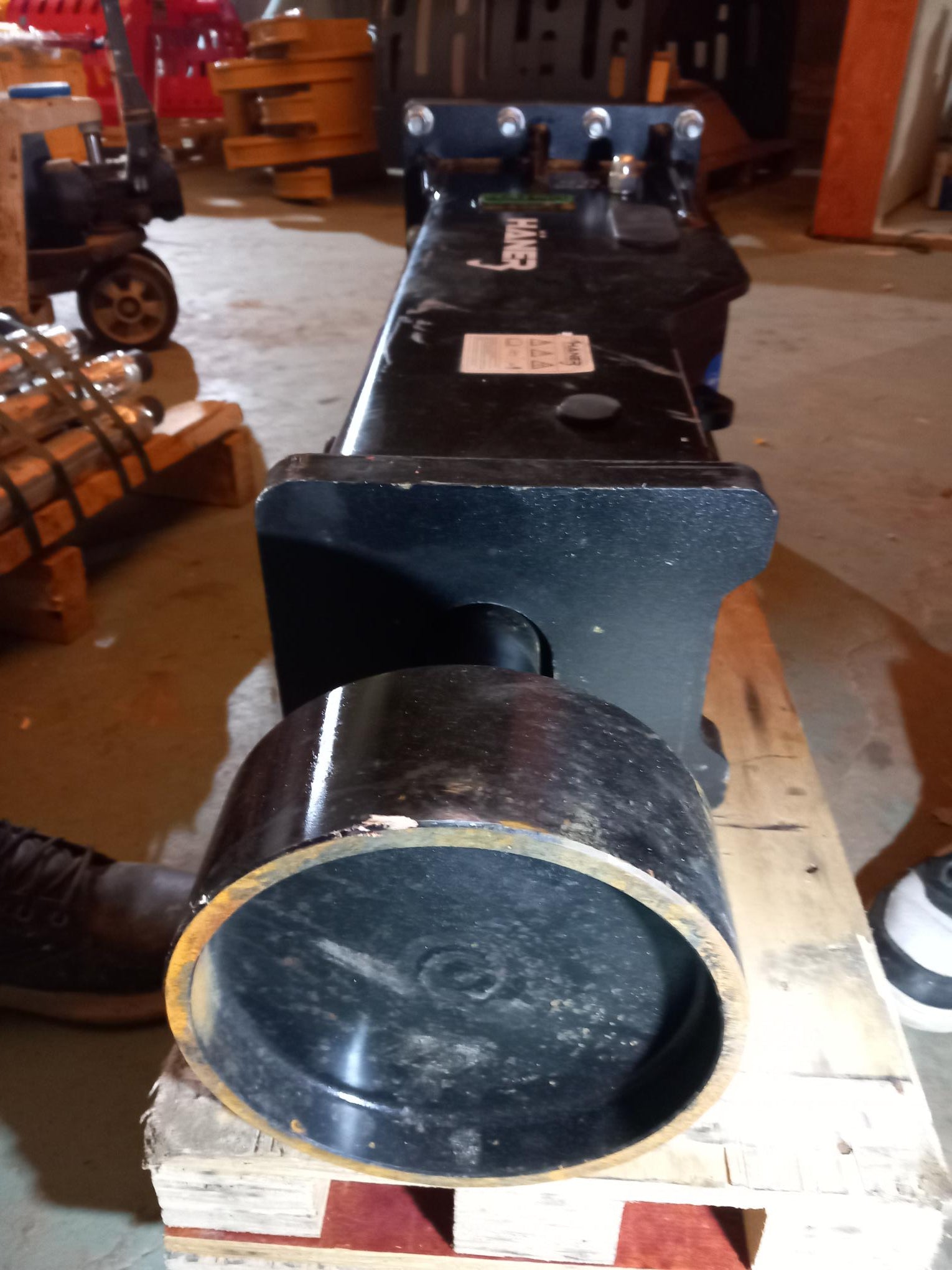 Häner HX650A Hydraulic Breaker staurahamar