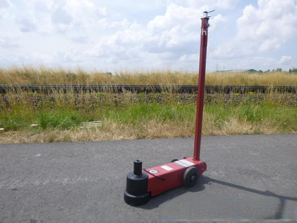 PNEUMATIC-JACK 80TON Lofttjakkur