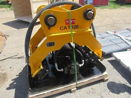 Toft 08EC Hydraulic þjappa á gröfu